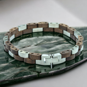 Women's bracelet made of wood - Gasherbrum (Walnut / Stainless Steel) - Timberwood
