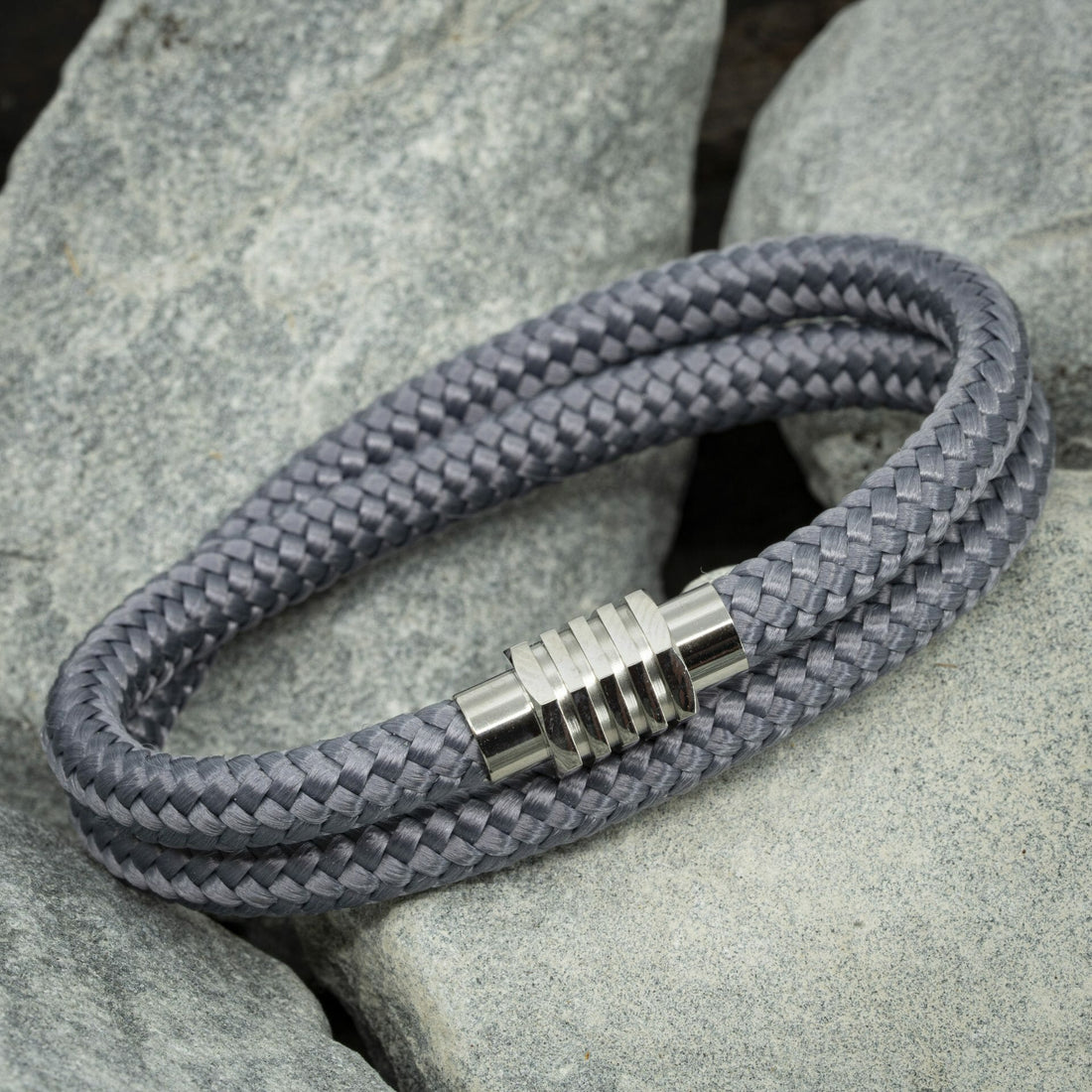 Own paracord bracelet - Gray rope
