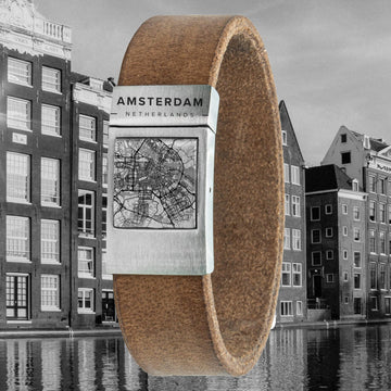 Card bracelet <b>Beige</b> leather with own hometown