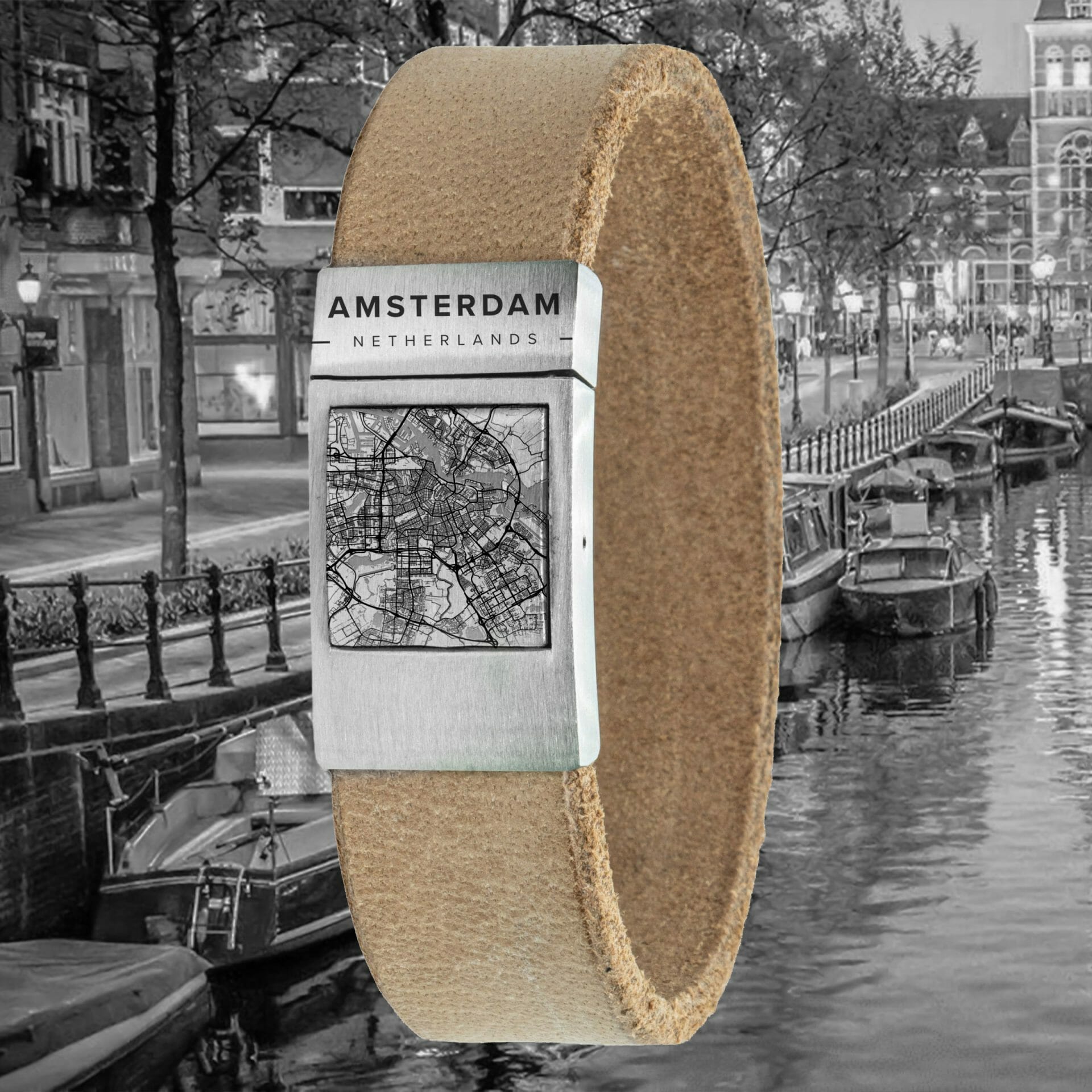 Card bracelet <b>Light brown</b> leather with own city