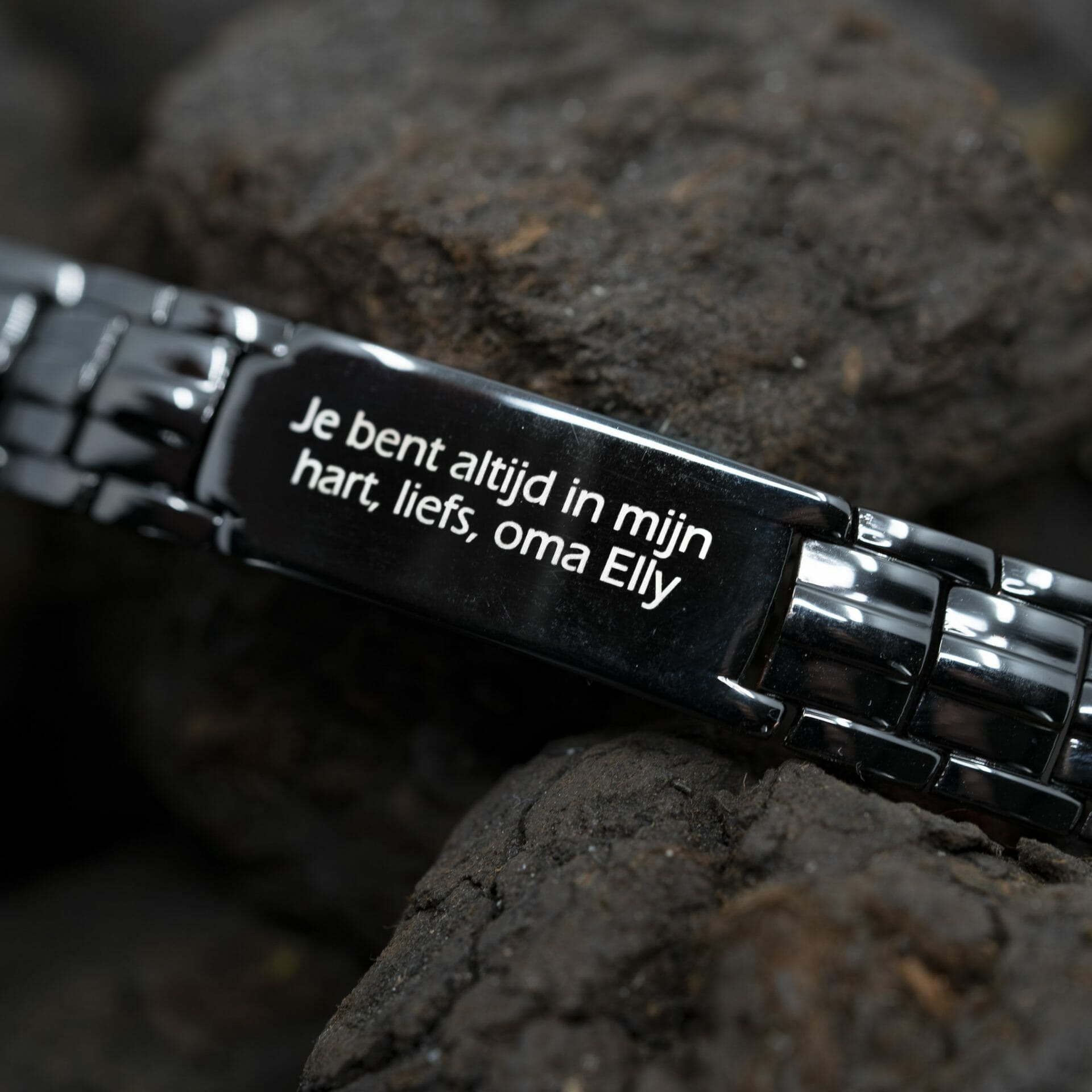 Magnet Bracelet - Flåm + own text engraving