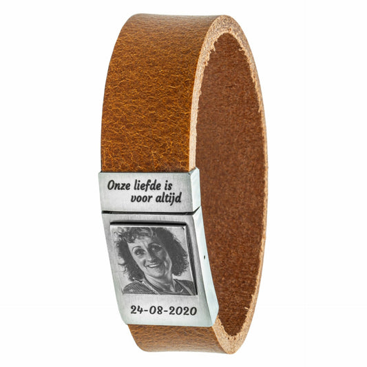 <b>Cognac leather</b> Photo bracelet with your own photo