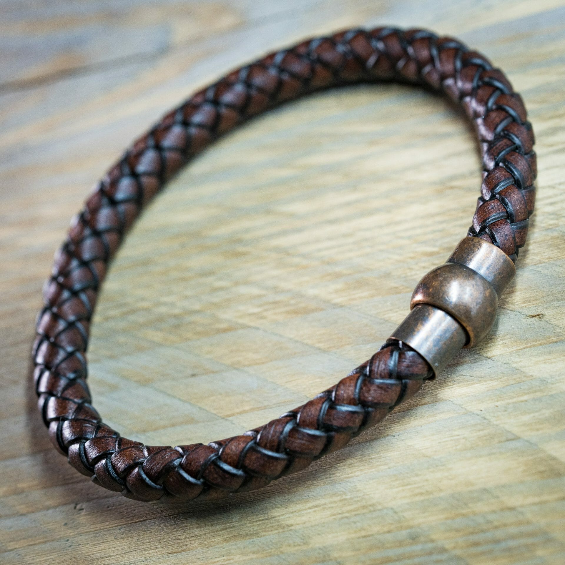 Copper Viking bracelet - Woven brown leather