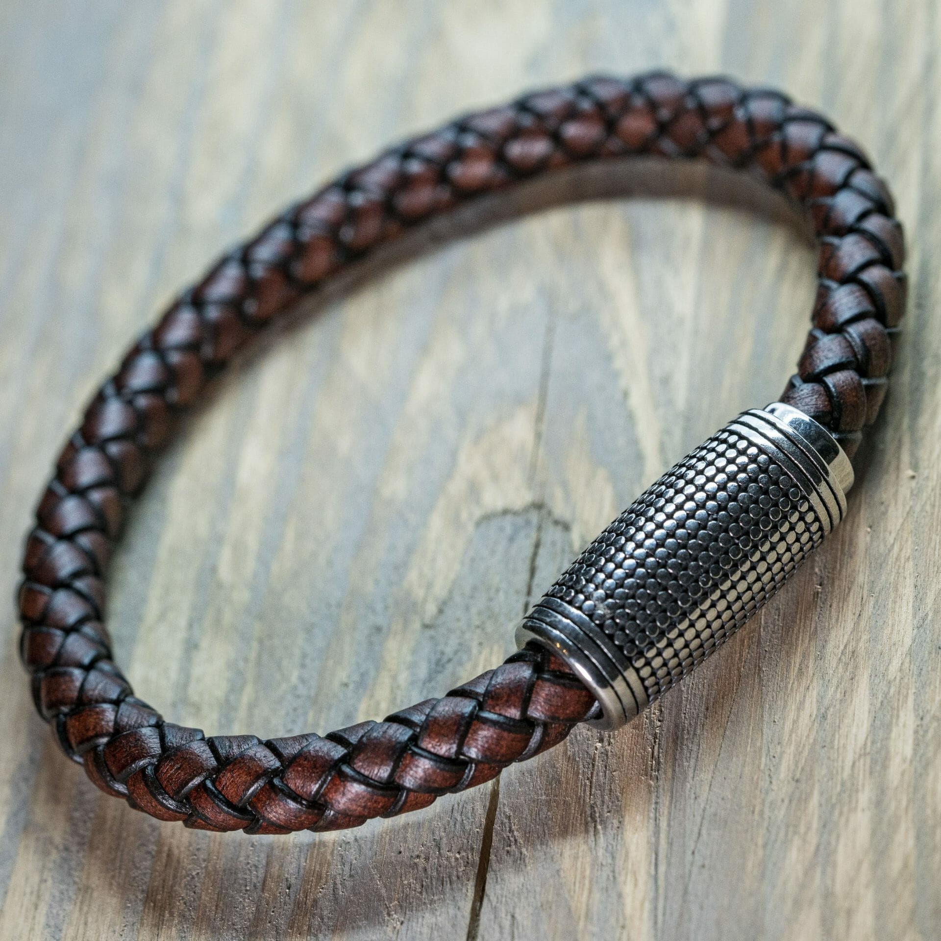 Dragonborn - Robust Leather Viking Bracelet 8mm